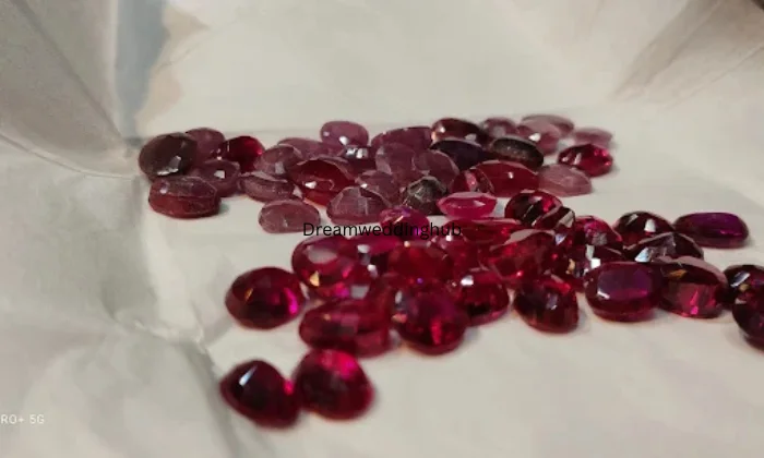 Gulab Ratna And Jewellers